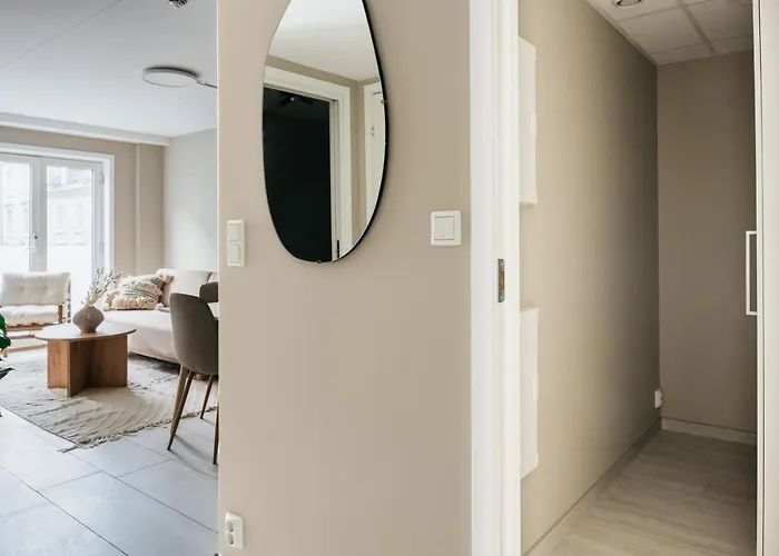 Apartamento Urban - Stylish Scandinavian Gem With French Balcony *